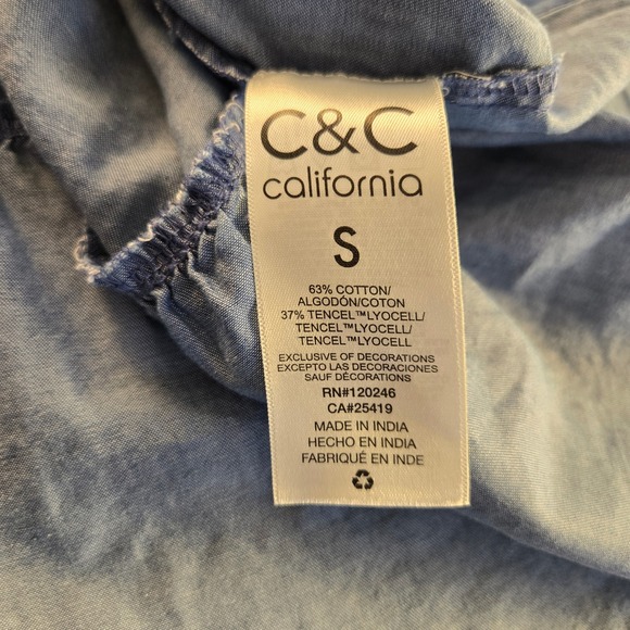 C&C California Denim Chambray V Neck Button Front Tie Waist Dress Size Small - Picture 11 of 12